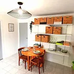 T2 Avec Jardin Et Parking דירה